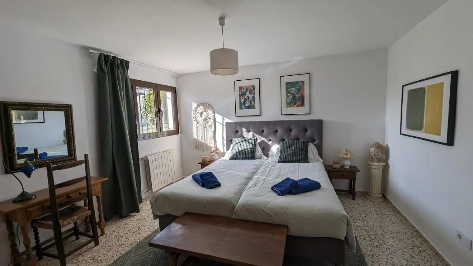 Villa Little Castle: Sea & Mountain Views in Nerja