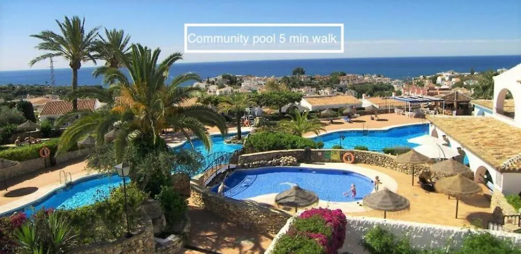 Villa Little Castle: Sea & Mountain Views in Nerja